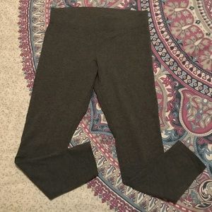 American Eagle: Gray Leggings (M)